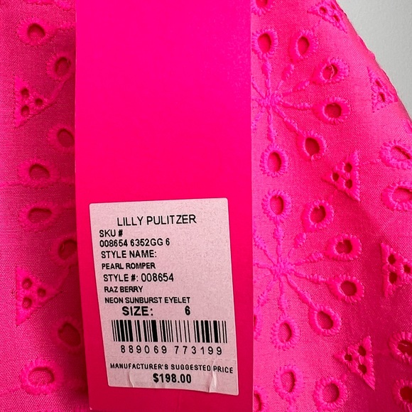 Skort . Lilly Pulitzer . Bright Pink - Picture 4 of 10